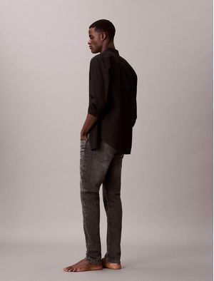 Jeans-Calvin-Klein-Slim-Taper-Hombre-Gris-4RD702G-030