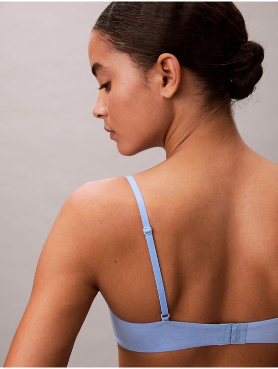Bralette-Calvin-Klein-Balconette-Mujer-Azul-Claro-QF8082-430
