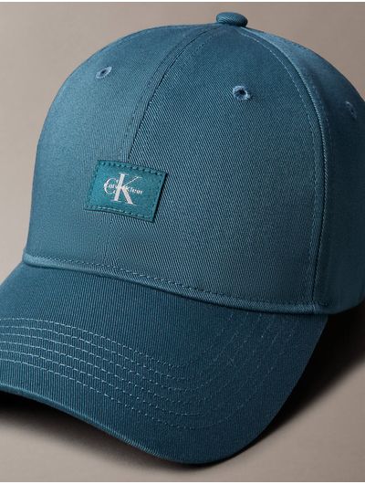 Gorra-Calvin-Klein-Baseball-Monologo-Patch-Tejida-Hombre-Beige-4D5077G-CA4