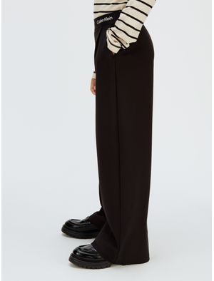 IG0IG03091_BEH_alternate2_2325x3100_Hi_Res_JPEG