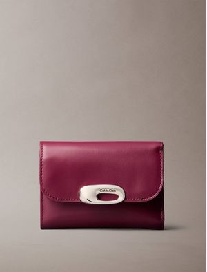 Cartera-Calvin-Klein-Trifold-Mujer-Rosa-4F1116G-Z1K