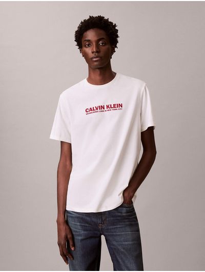 Playera-Calvin-Klein-Grafica-Logo-30s-Hombre-Blanco-4RE820G-YBH