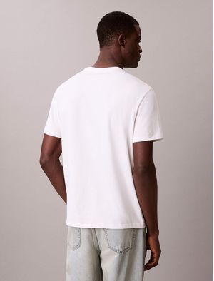 Playera-Calvin-Klein-Grafica-NY-Hombre-Blanco-4RE833G-YBH