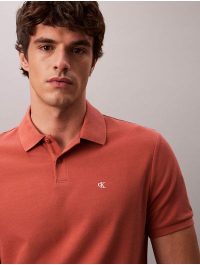 polo-calvin-klein-monograma-hombre-naranja-40em269-0kl