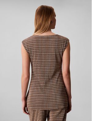 blusa-calvin-klein-plisada-print-mujer-cafe-44f255g-f7j
