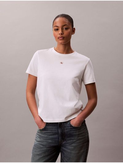 playera-calvin-klein-label-classic-fit-mujer-blanco-47f227g-yaf
