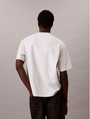 playera-calvin-klein-16s-graphic-seasonal-hombre-blanco-4rf849g-ciq