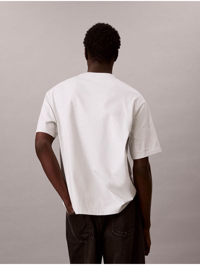 playera-calvin-klein-16s-graphic-seasonal-hombre-blanco-4rf849g-ciq