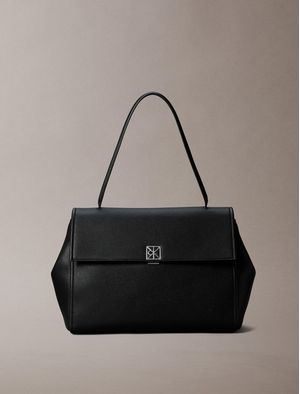 bolsa-calvin-klein-satchel-emblem-pebble-mujer-negro-4f3494g-ub1