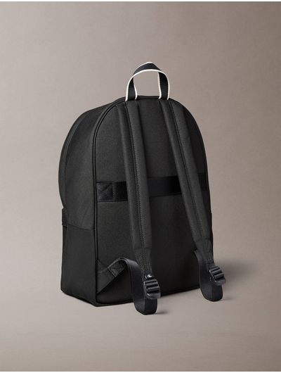 mochila-calvin-klein-graphic-capsule-hombre-negro-4d3345g-ub1