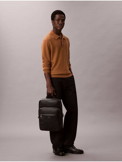 mochila-calvin-klein-raised-slim-hombre-negro-4d3156g-ub1