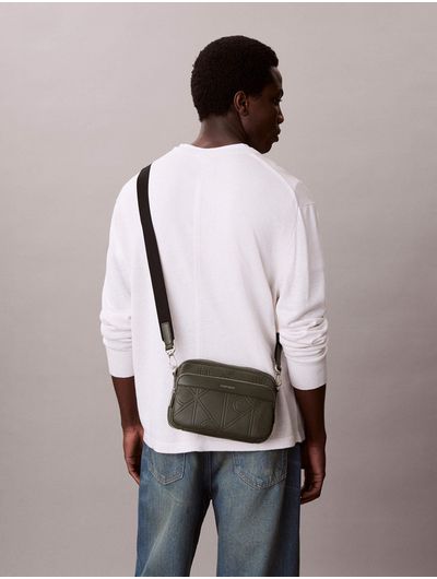 bolso-calvin-klein-emblem-camera-bag-hombre-verde-4d3330g-ldd