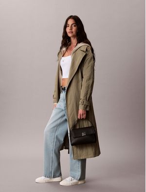 bolsa-calvin-klein-emblem-pebble-shoulder-bag-mujer-negro-4f3425g-ub1