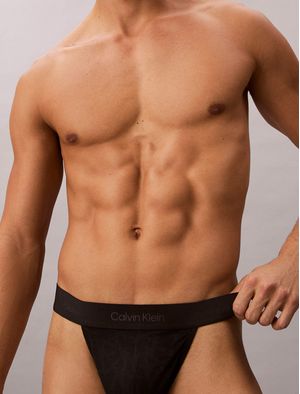 tanga-calvin-klein-icon-tonal-hombre-negro-nb4570-ub1