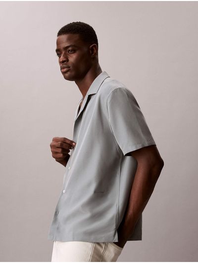 camisa-calvin-klein-camp-collar-drapey-tencel-hombre-gris-4lf114g-5k3