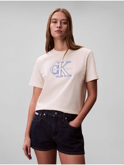 playera-calvin-klein-hero-monologo-mujer-durazno-47f829g-f7j