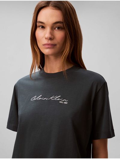 playera-calvin-klein-grafica-boxy-mujer-verde-47f820g-3q1