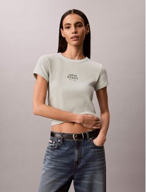 playera-calvin-klein-rib-baby-tee-logo-mujer-verde-claro-47f240g-3q0