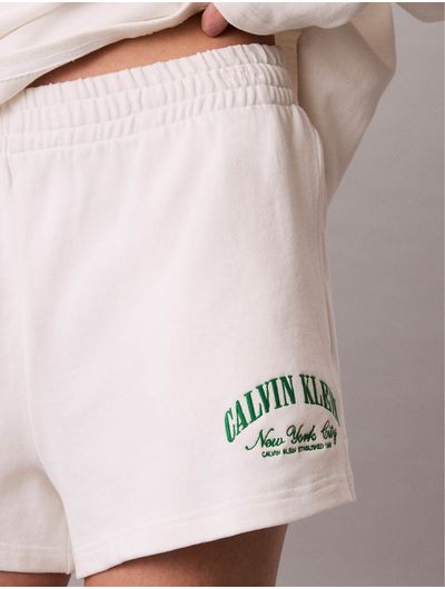 short-calvin-klein-confort-oversized-mujer-beige-qs7608-yas