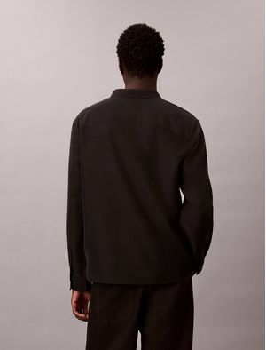camisa-calvin-klein-drapey-easy-hombre-negro-4lf113g-ub1