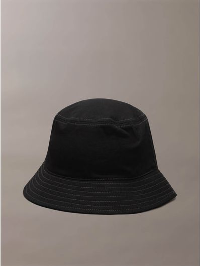 gorro-calvin-klein-con-monograma-mujer-negro-4f5062g-ub1