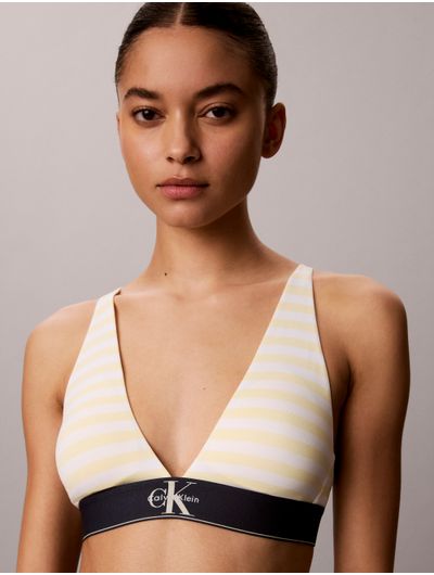 QF8703_6WC_alternate2_2000x2632_Hi_Res_JPEG