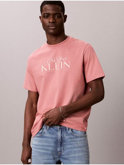 playera-calvin-klein-graphic-seasonal-hombre-rosa-ballet-4rf828g-gda