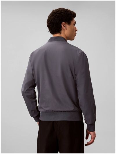 chamarra-calvin-klein-matte-bomber-hombre-azul-40fm512-ckp