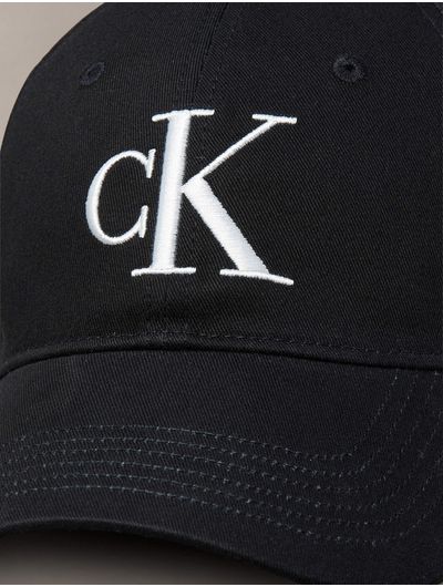 gorra-calvin-klein-large-monogram-embroidery-baseball-cap-mujer-negro-4k5003g-001