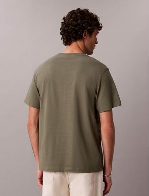 playera-calvin-klein-hero-monologo-hombre-verde-4rb862g-ldy