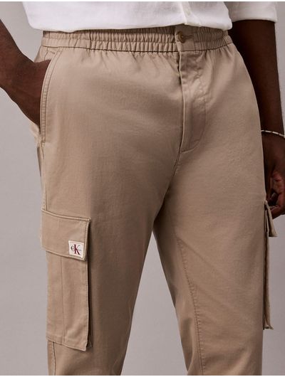 pantalon-calvin-klein-cargo-skinny-comfort-cotton-hombre-beige-4rd608g-rak