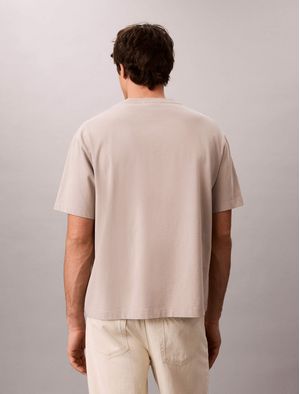 playera-calvin-klein-linen-applique-monologo-hombre-beige-4rg814g-k6b