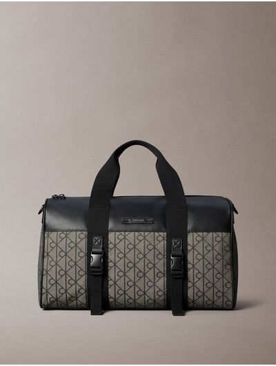 bolsa-calvin-klein-mixed-emblem-duffle-con-monograma-hombre-cafe-4d3379g-7ul