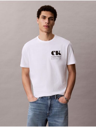 playera-calvin-klein-ck-resort-graphic-hombre-blanco-4rg802g-yaf