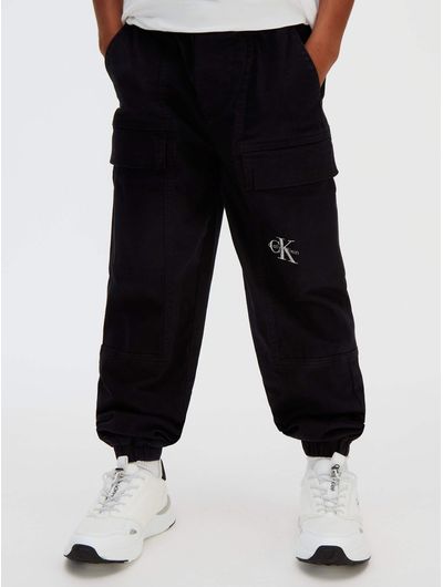 jogger-cargo-calvin-klein-con-monograma-nino-negro-lvcksjc33b-beh
