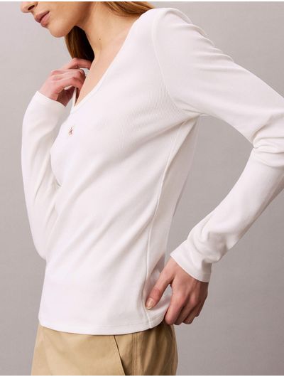 playera-calvin-klein-woven-label-baby-rib-scoop-neck-mujer-blanco-47d218g-yaf