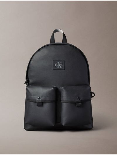 mochila-redonda-con-mezcla-de-texturas-calvin-klein-para-hombre-color-negro-4d3444g-ub1