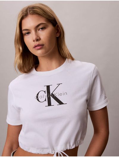 playera-cropped-con-nudo-y-monograma-calvin-klein-para-mujer-color-blanco-47g288g-yaf