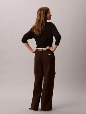 pantalon-cargo-de-algodon-calvin-klein-para-mujer-color-cafe-47f623g-to2