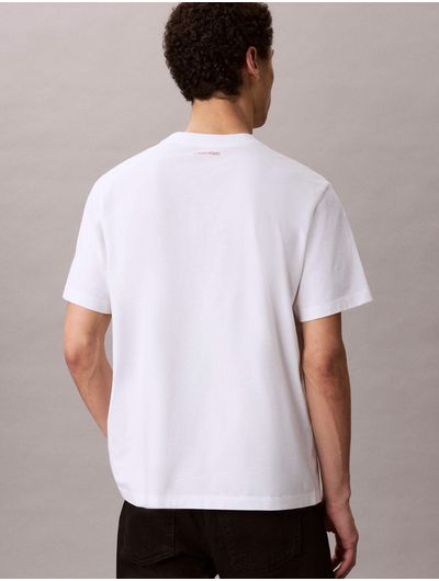 playera-grafica-vintage-calvin-klein-hombre-blanco-4rg815g-yaf