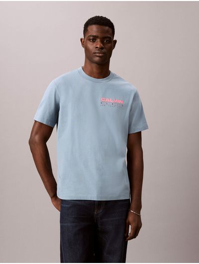 playera-grafica-calvin-klein-hombre-azul-claro-4rg827g-cdp