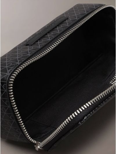 estuche-para-lentes-calvin-klein-con-monogras-hombre-negro-4d1217g-ub1